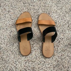 Joie a la plage Sable Sandal Black and Tan Size 8